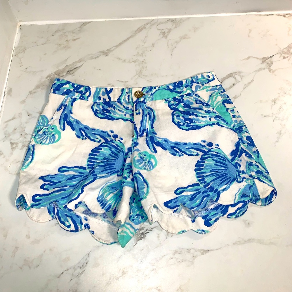 Lilly Pulitzer the buttercup short scalloped edge blue nautical beach shorts